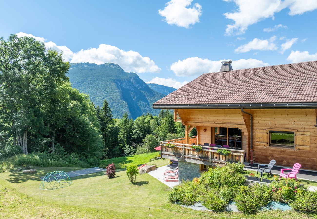 Chalet in Saint-Jean-de-Sixt - Coeur de Montagnes