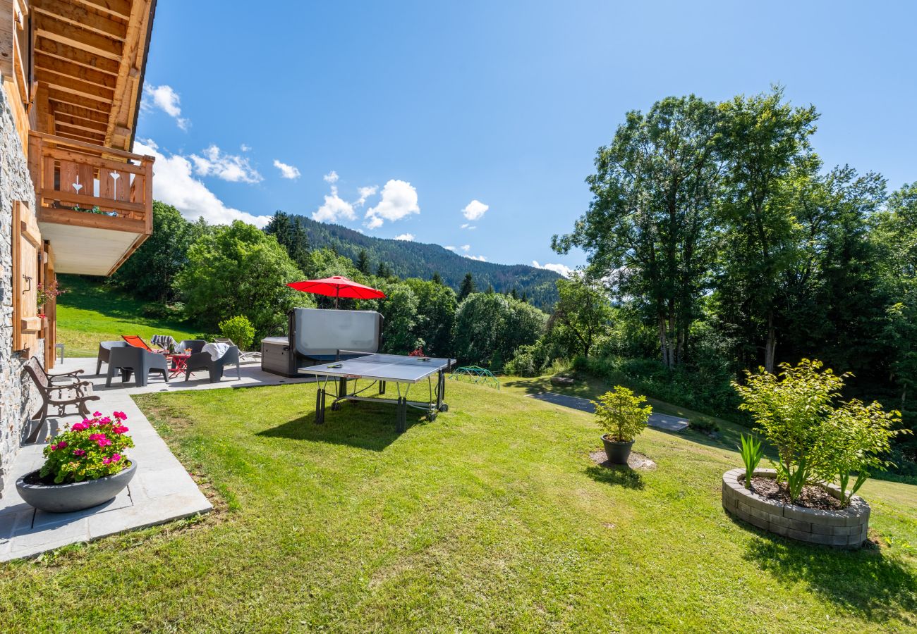 Chalet in Saint-Jean-de-Sixt - Coeur de Montagnes